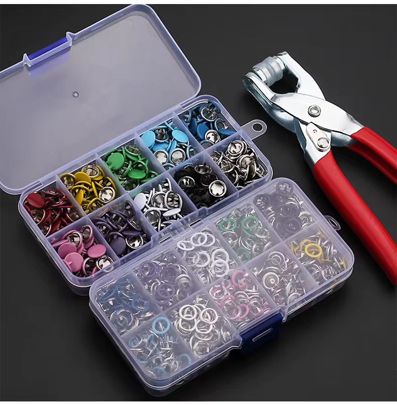 Boutons-pression/attaches textiles